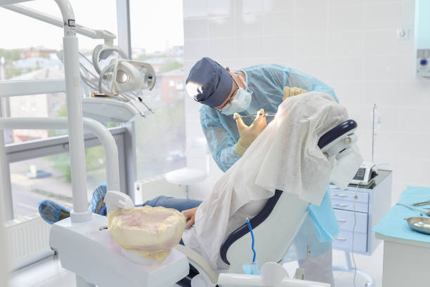 Best Weekend Emergency Dentist in Coral Terrace, FL